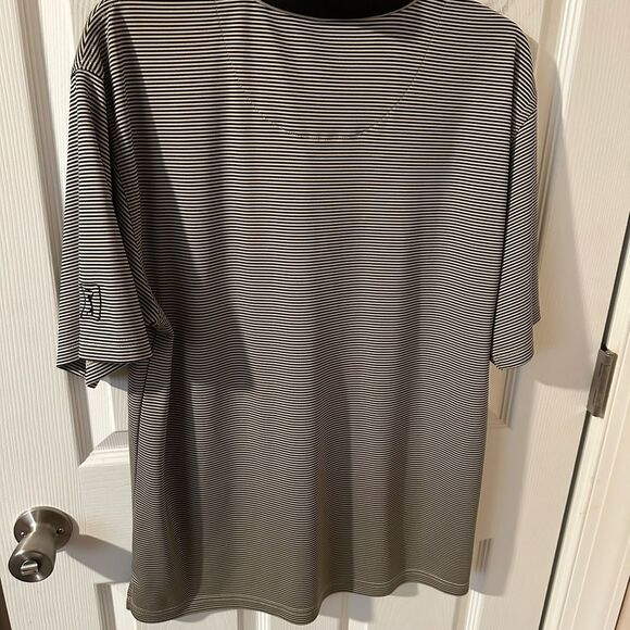 Champions Tour Men’s Golf Polo Style Shirt - Large Short Sleeve Golf Shirt - Picture 5 of 6